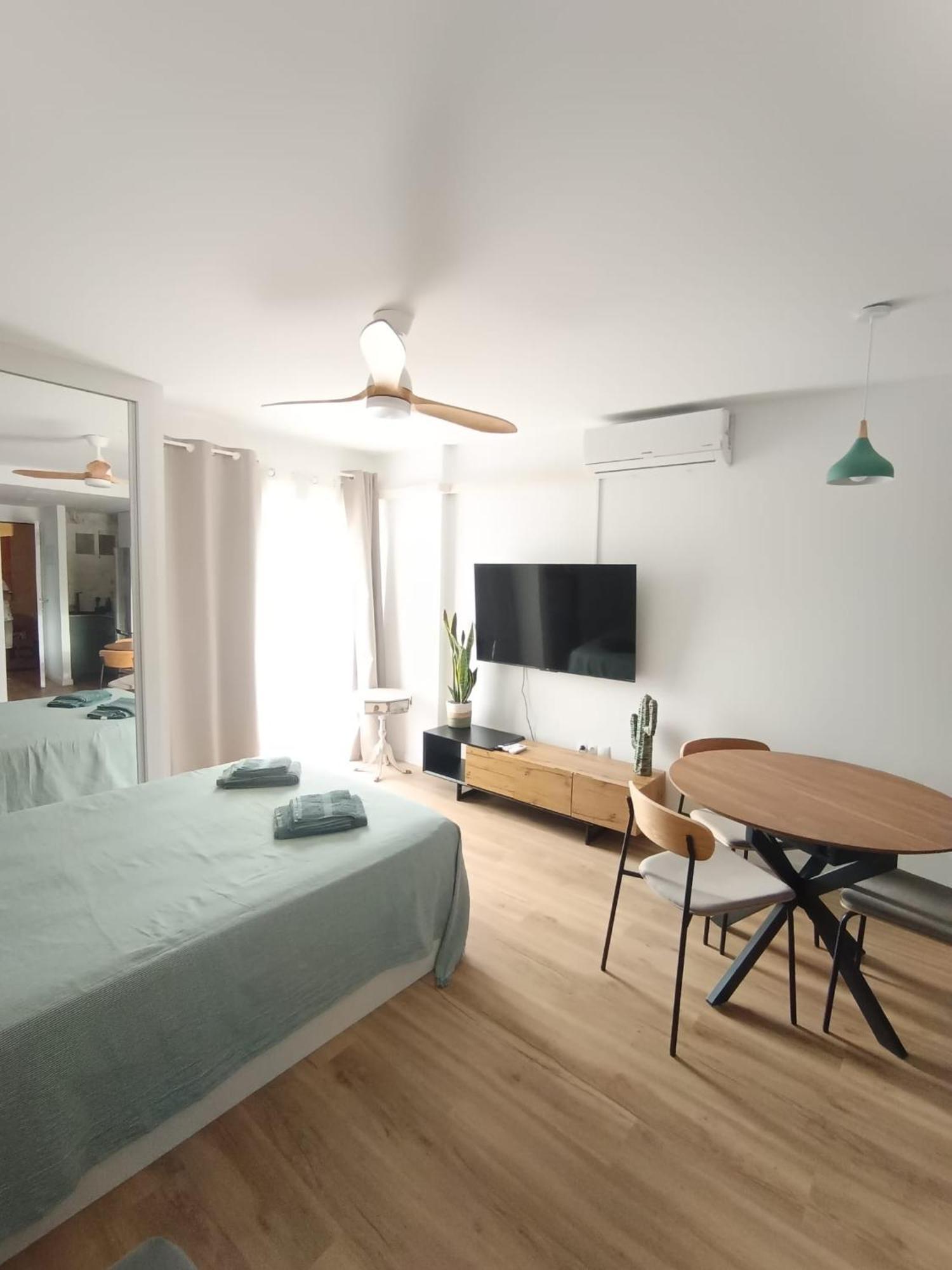 Midori Estudio Minerva Benalmádena Exteriör bild